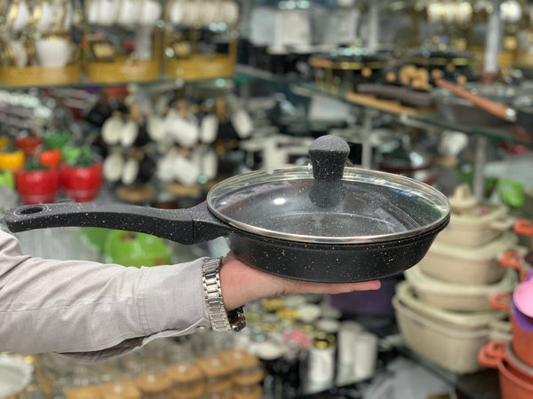 Bakhschie fry pan