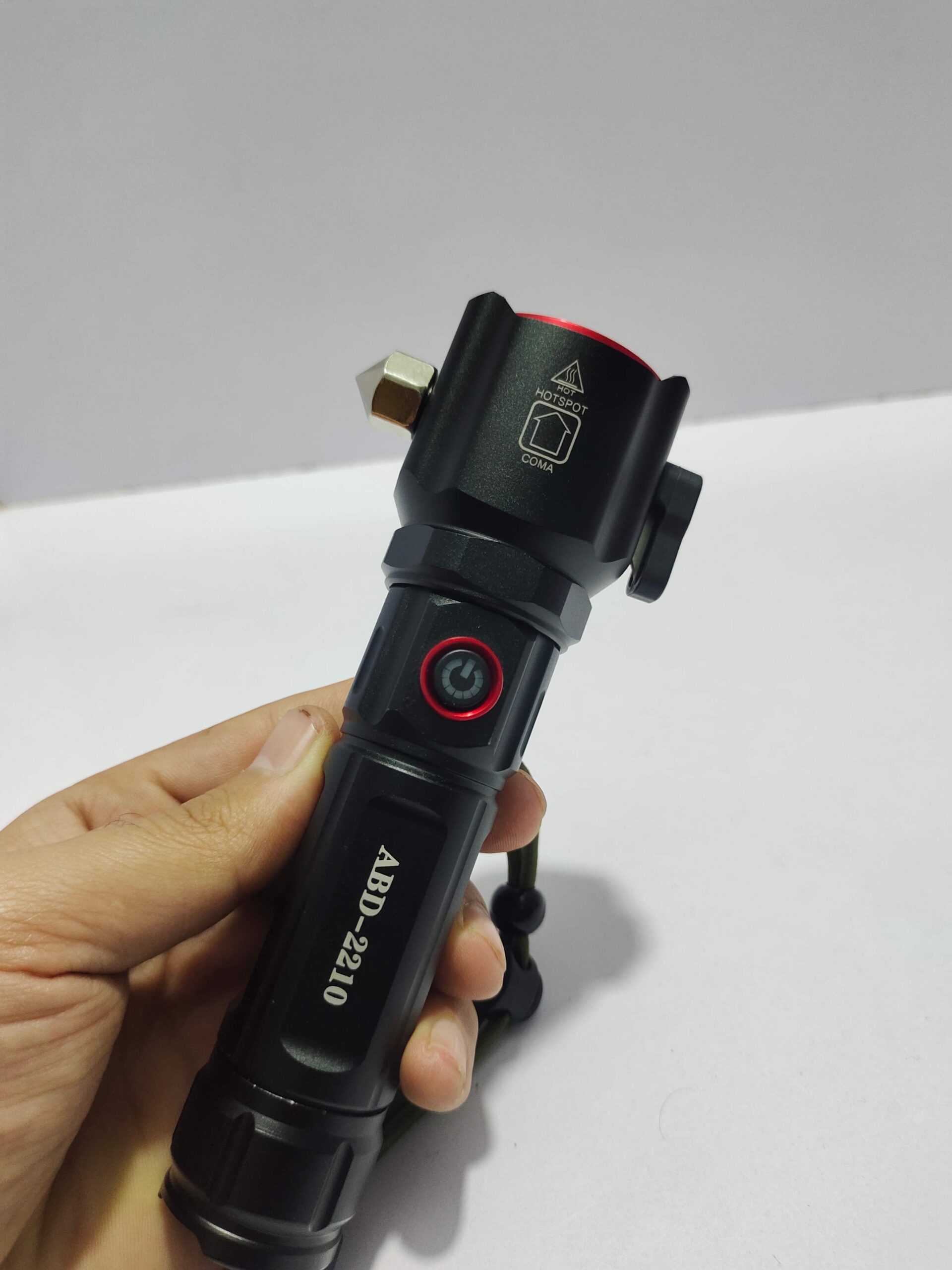 Multifunctional Emergency Flashlight