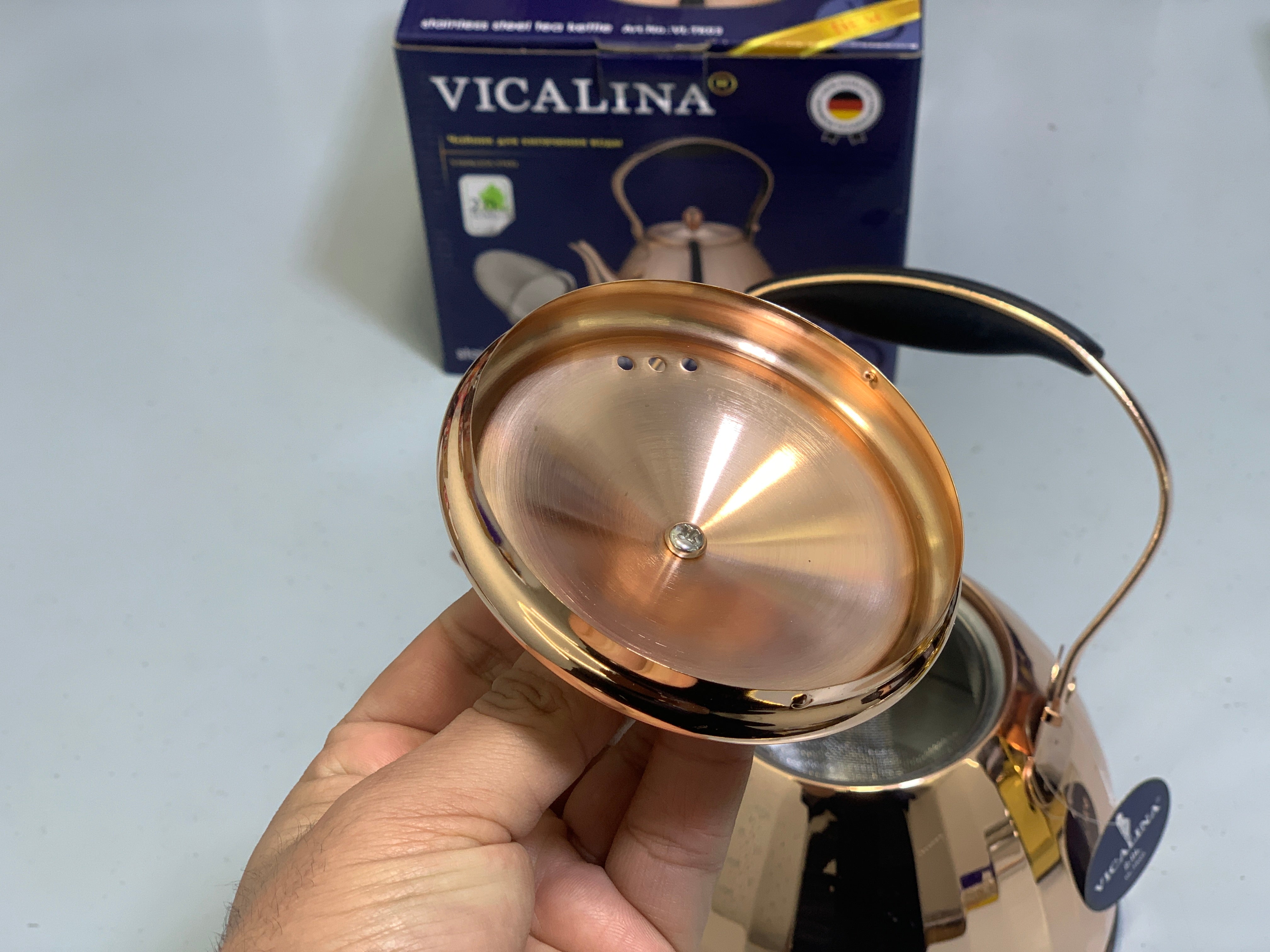 Vicalina Tea Kettles Goldens and Metal