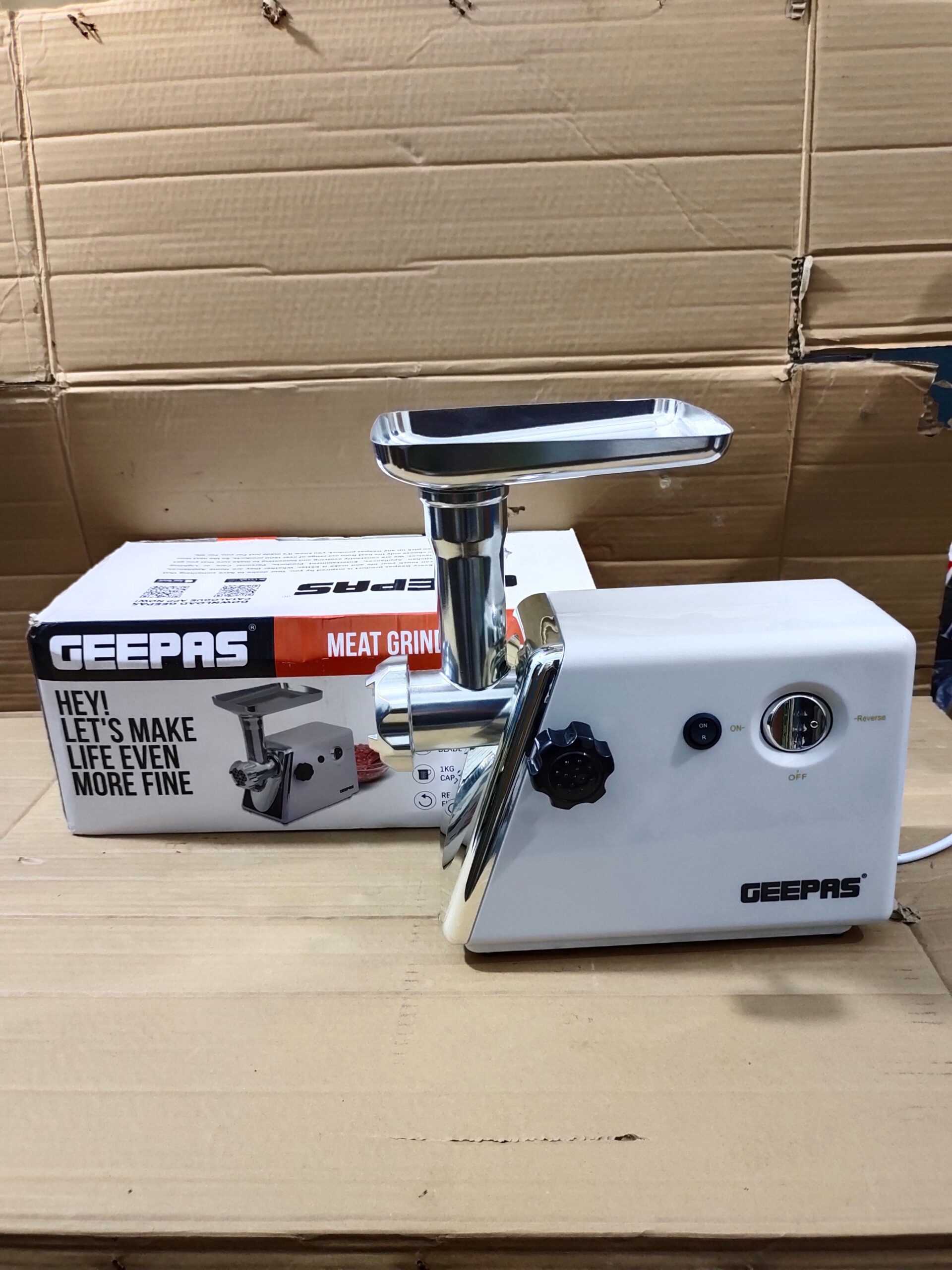 Geepas UK Original Meat Grinder 2