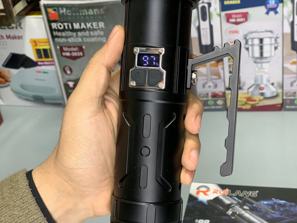 1K Range LED Flashlight