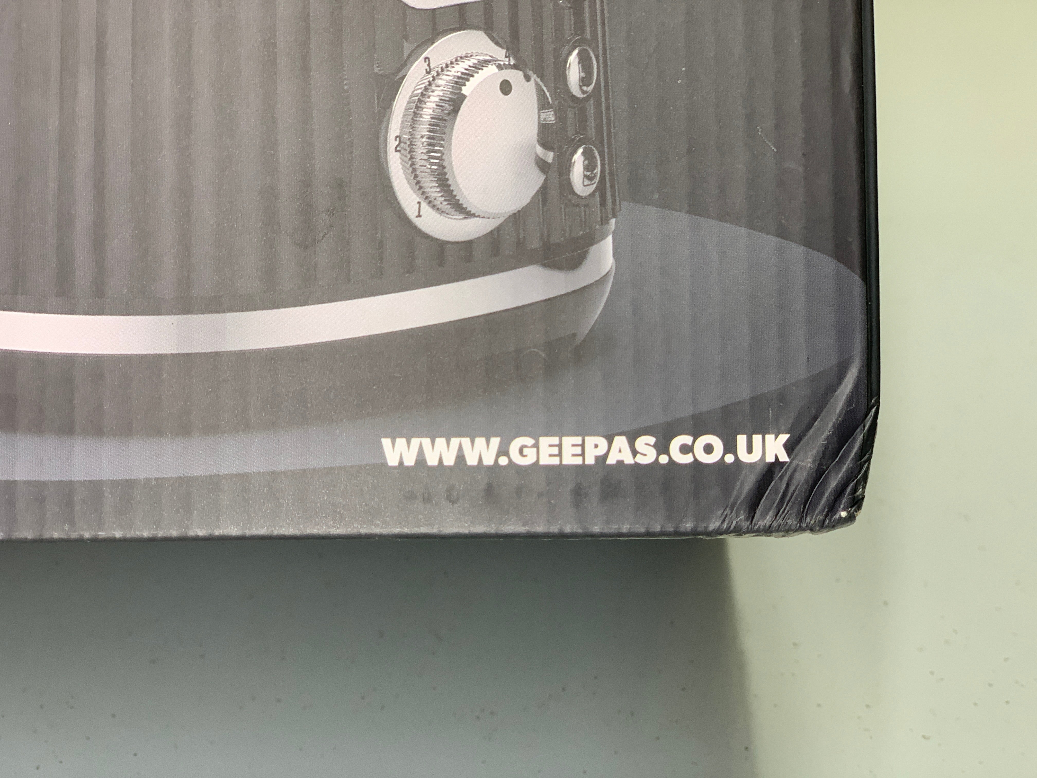 Geepas Toaster High Quality with 2 Years Warranty