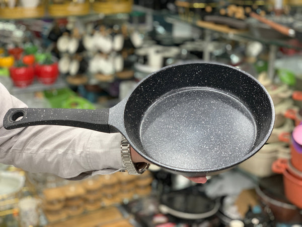 Bakhschie fry pan