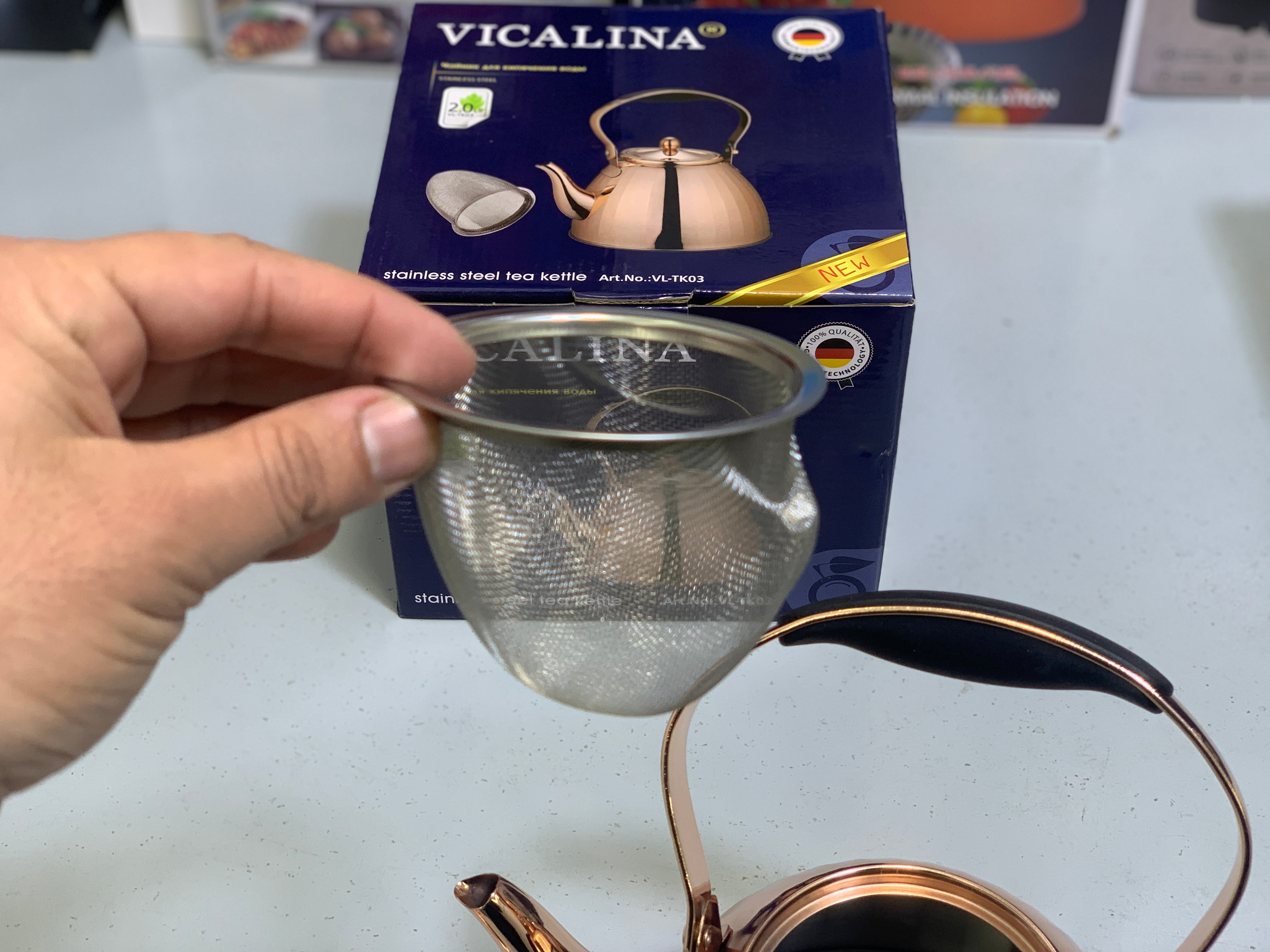 Vicalina Tea Kettles Goldens and Metal