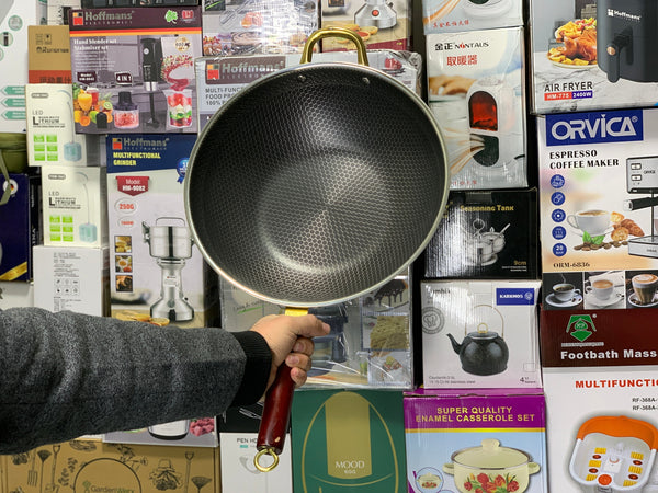 Laser Coating Frying Pan with Unique Handle design