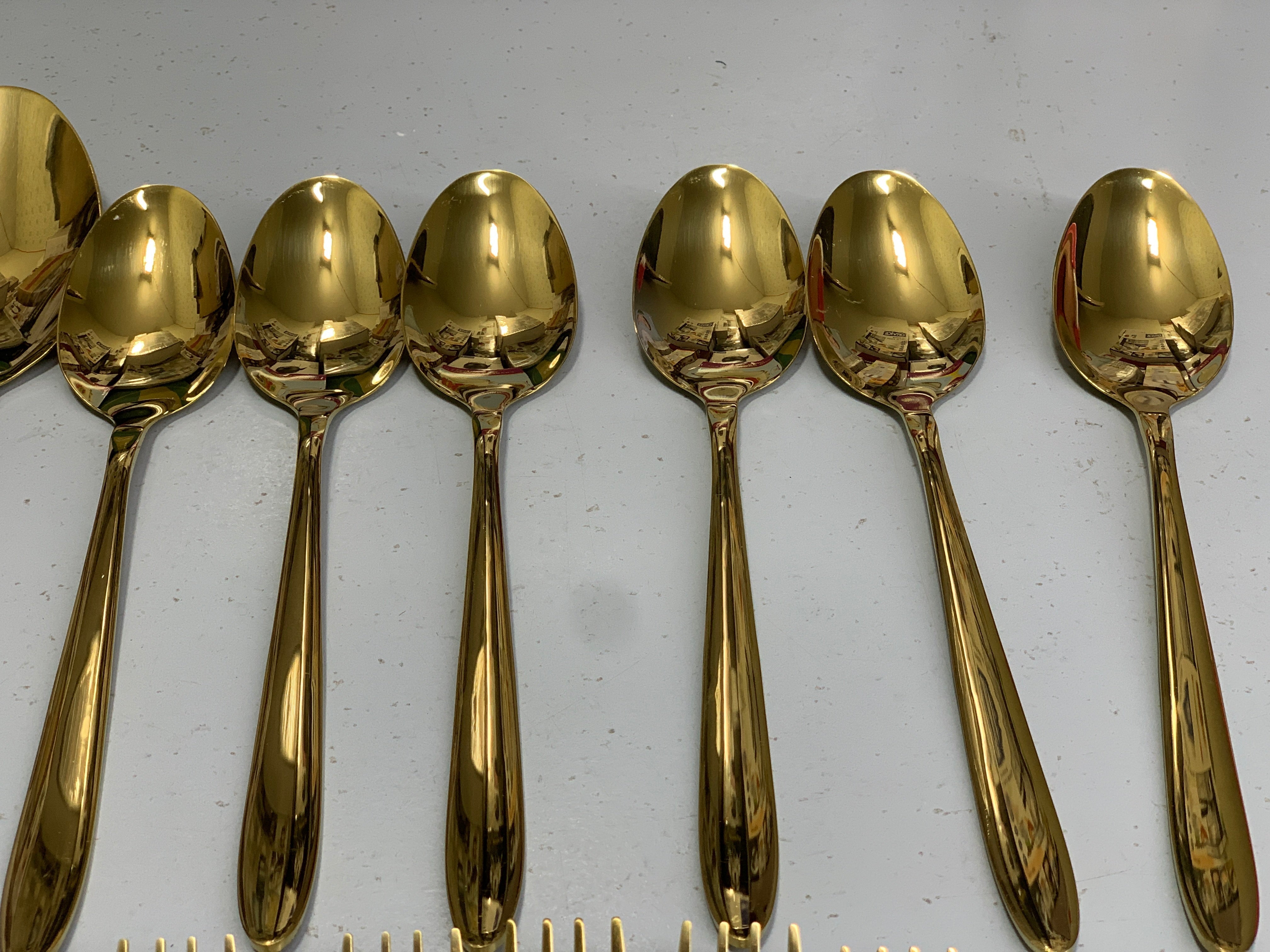 Pack of 28 Pieces Cutlery Set Golden For 6 Persons