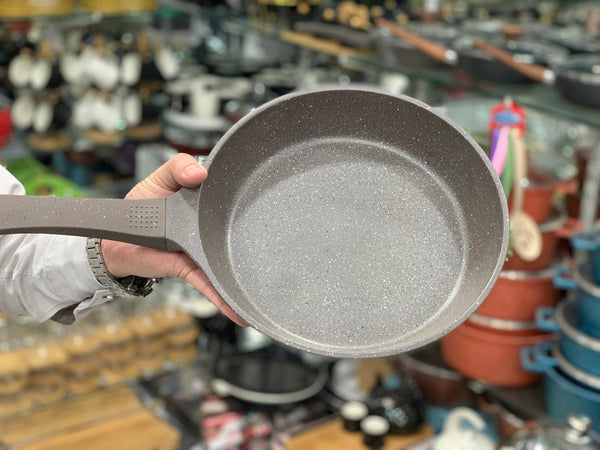 Bakhschie fry pan