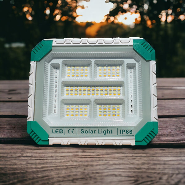 200w Solar Reachargable Camping Light