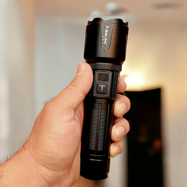 PM10-TG Long Shot Flashlight