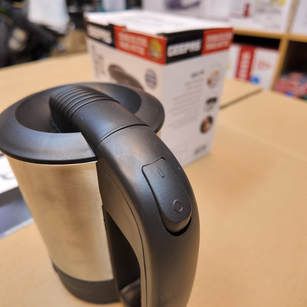 Geepas Mini Travel Kettle GK175