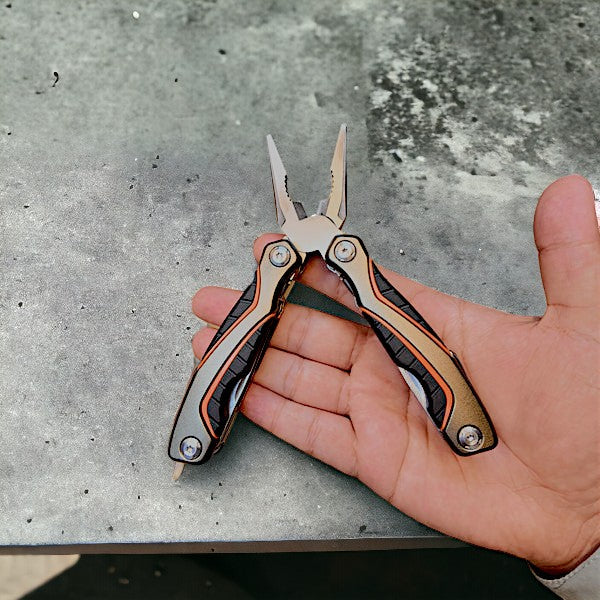 9-in-1 Folding Multifunctional plier Tools Kit