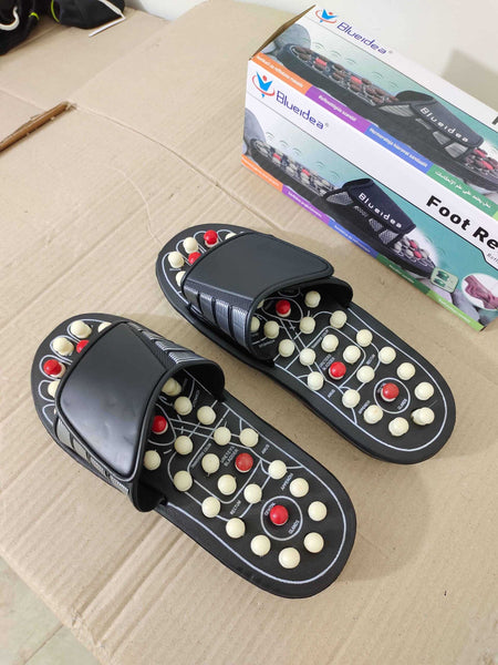 FOOT MASSAGE SLIPPERS