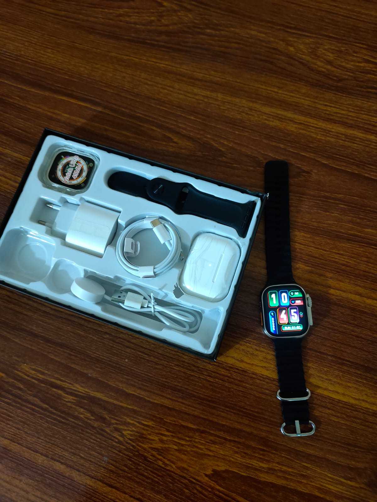 High Quality Smart Watches with 10 Straps & Air Buds