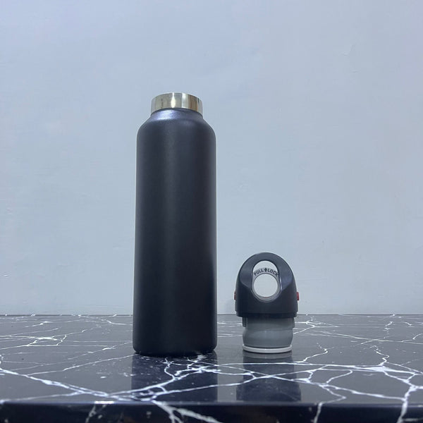 630ml Vacuum Flask Bottle Black