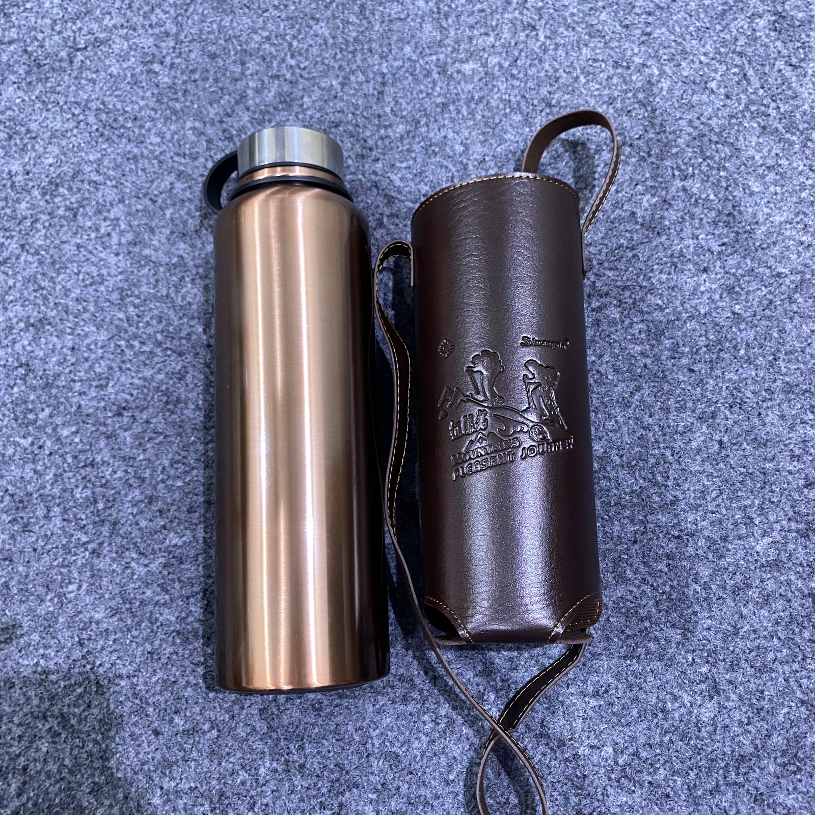 Vacuum Bottle With Leather Cover