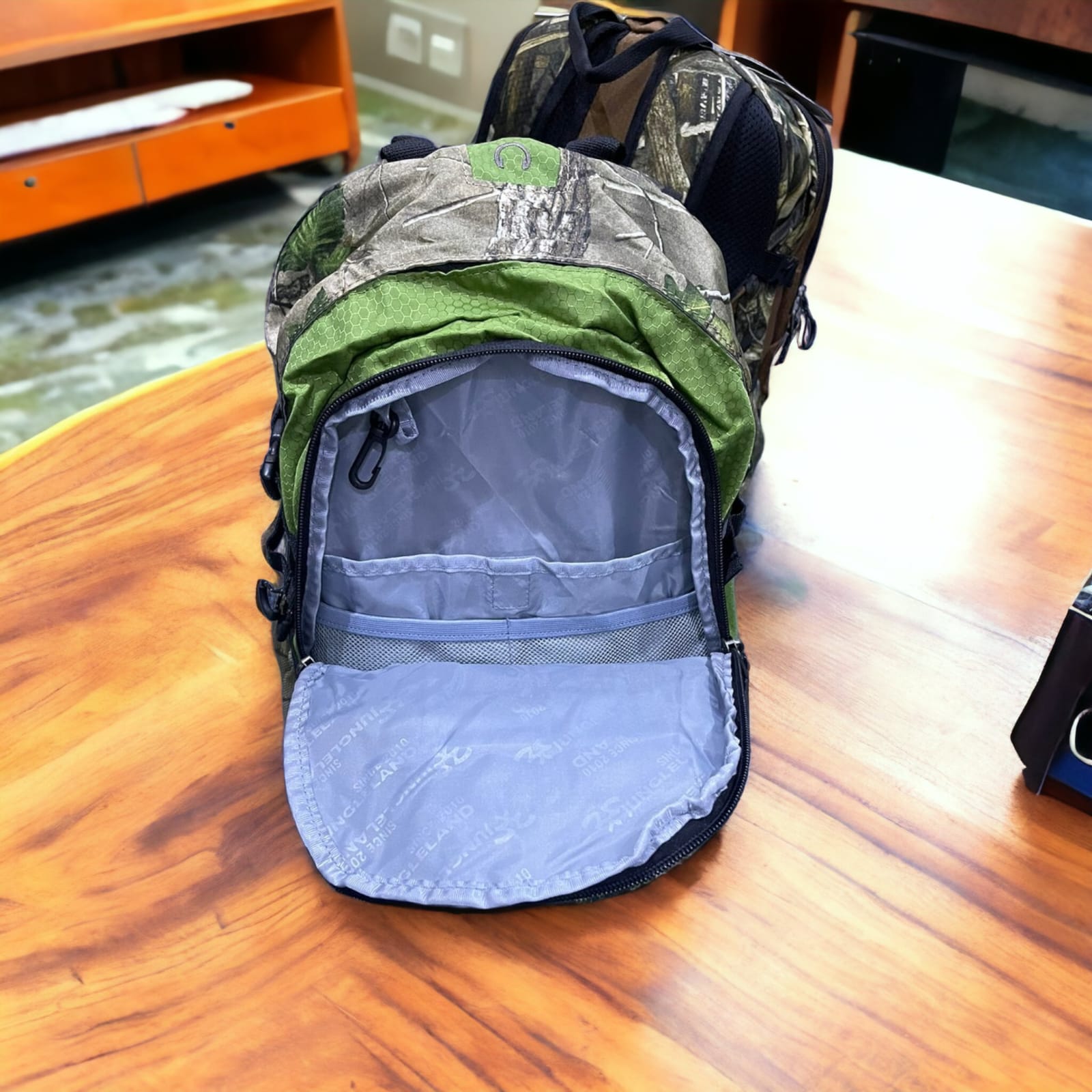 Jungleland Laptop Backpack/ Camo Backpack for Hiking and Camping