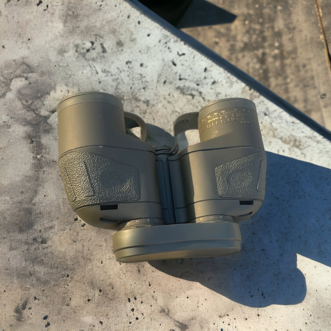 YD Optical 10x50 Hunting Binoculars with Rangefinder