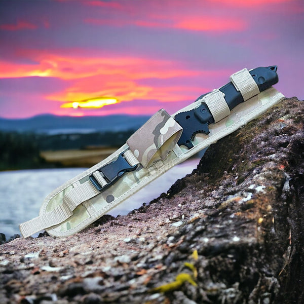 Multifunctional Hunting Knife Back Serrated Knife