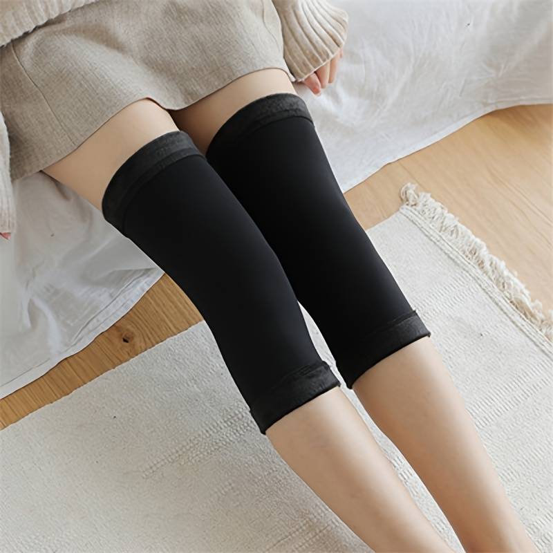 2 PCS Medicated Kneepads Warmer, Knee Protector for Men, Women (Free Size)