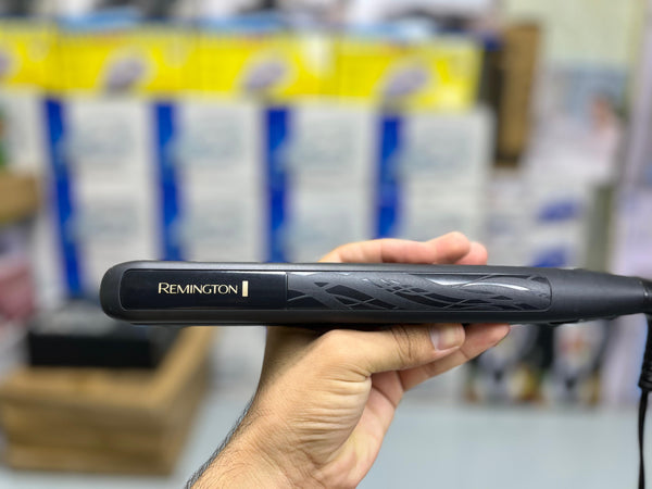 Remington Ceramic Straight 230 Hair Straightener Model $3500